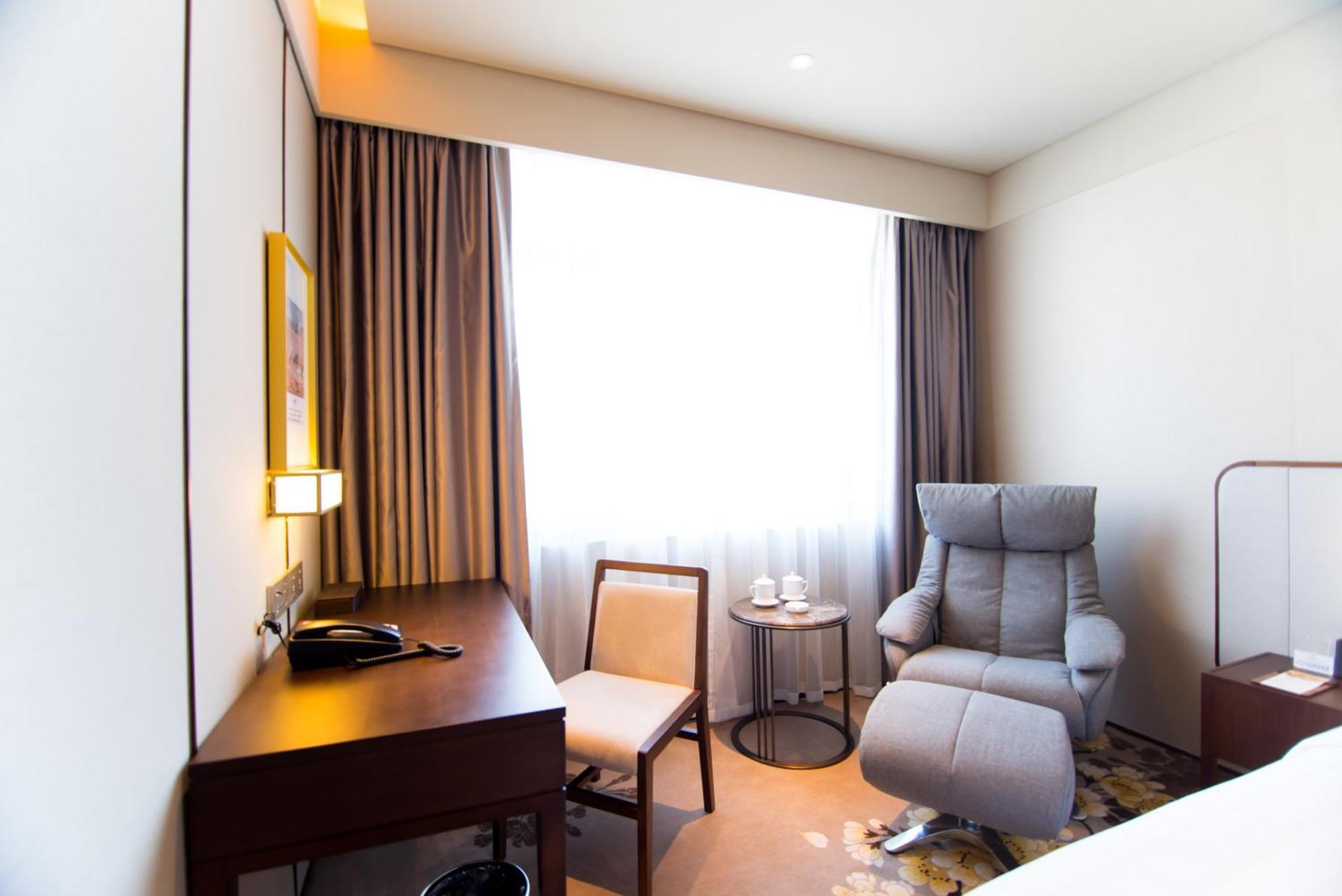 Weihaiwei Hotel エクステリア 写真